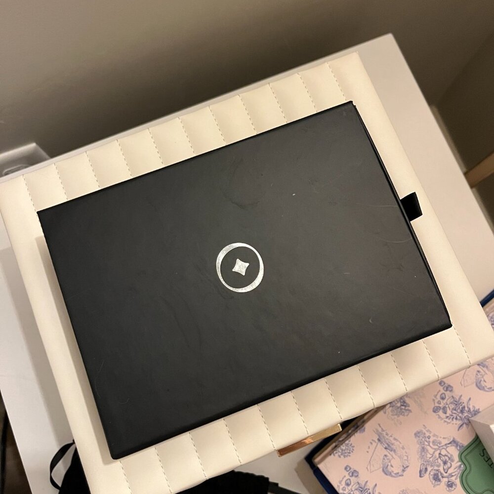 BNWT 14k Solid Yellow Gold Initial J Necklace with Lab Grown Diamond - Picture 10 of 16